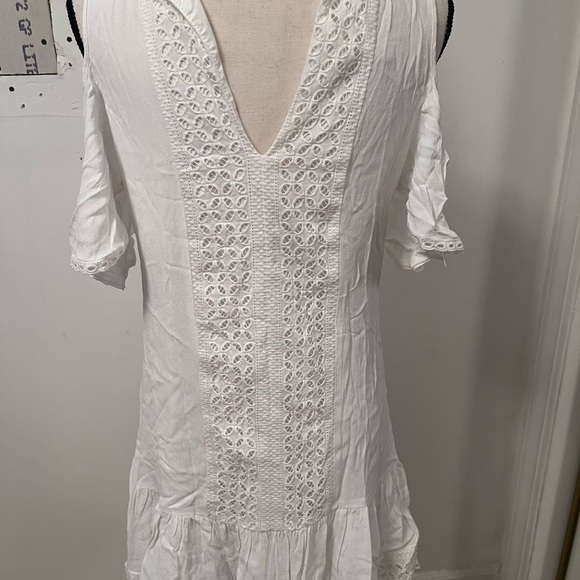 Summer dress - Picture 3 of 4